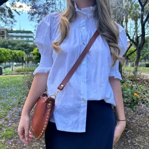 Blusa blanca cuello fruncido